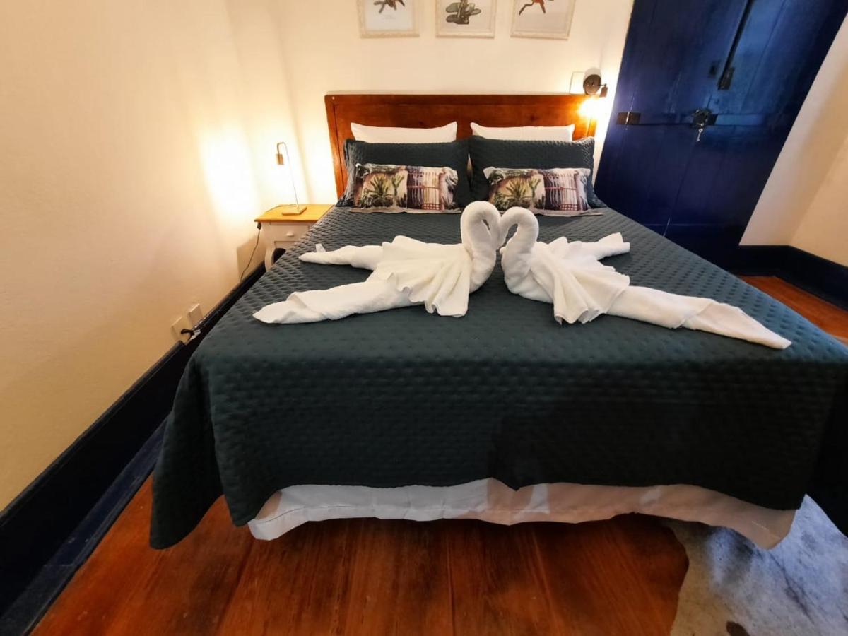 Hotel Fazenda Paciencia Сантана-дус-Монтис Экстерьер фото