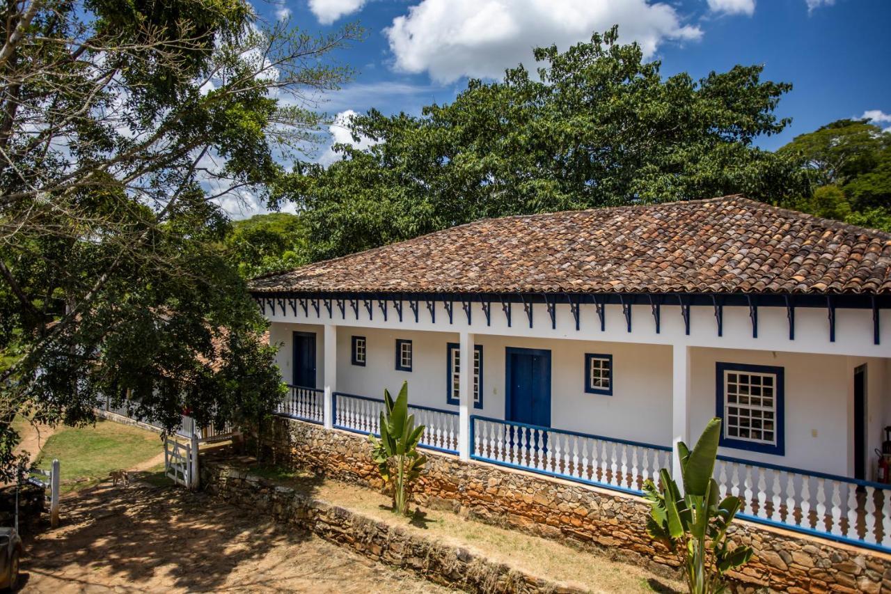 Hotel Fazenda Paciencia Сантана-дус-Монтис Экстерьер фото