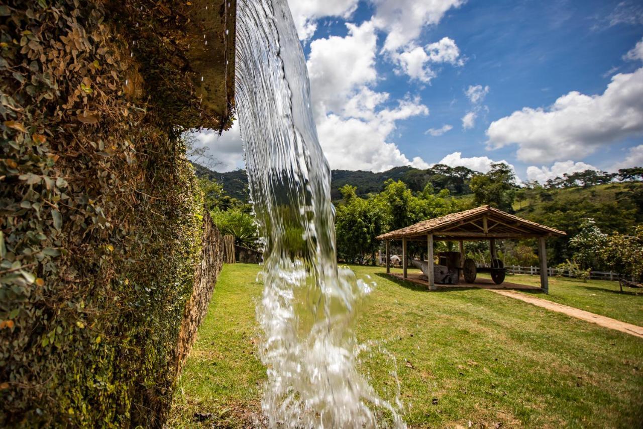 Hotel Fazenda Paciencia Сантана-дус-Монтис Экстерьер фото