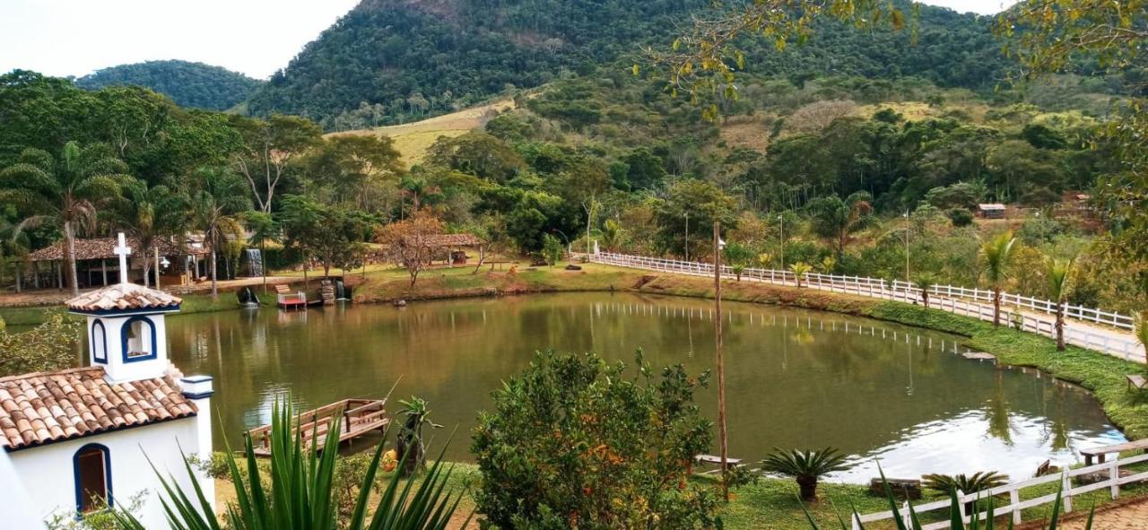 Hotel Fazenda Paciencia Сантана-дус-Монтис Экстерьер фото
